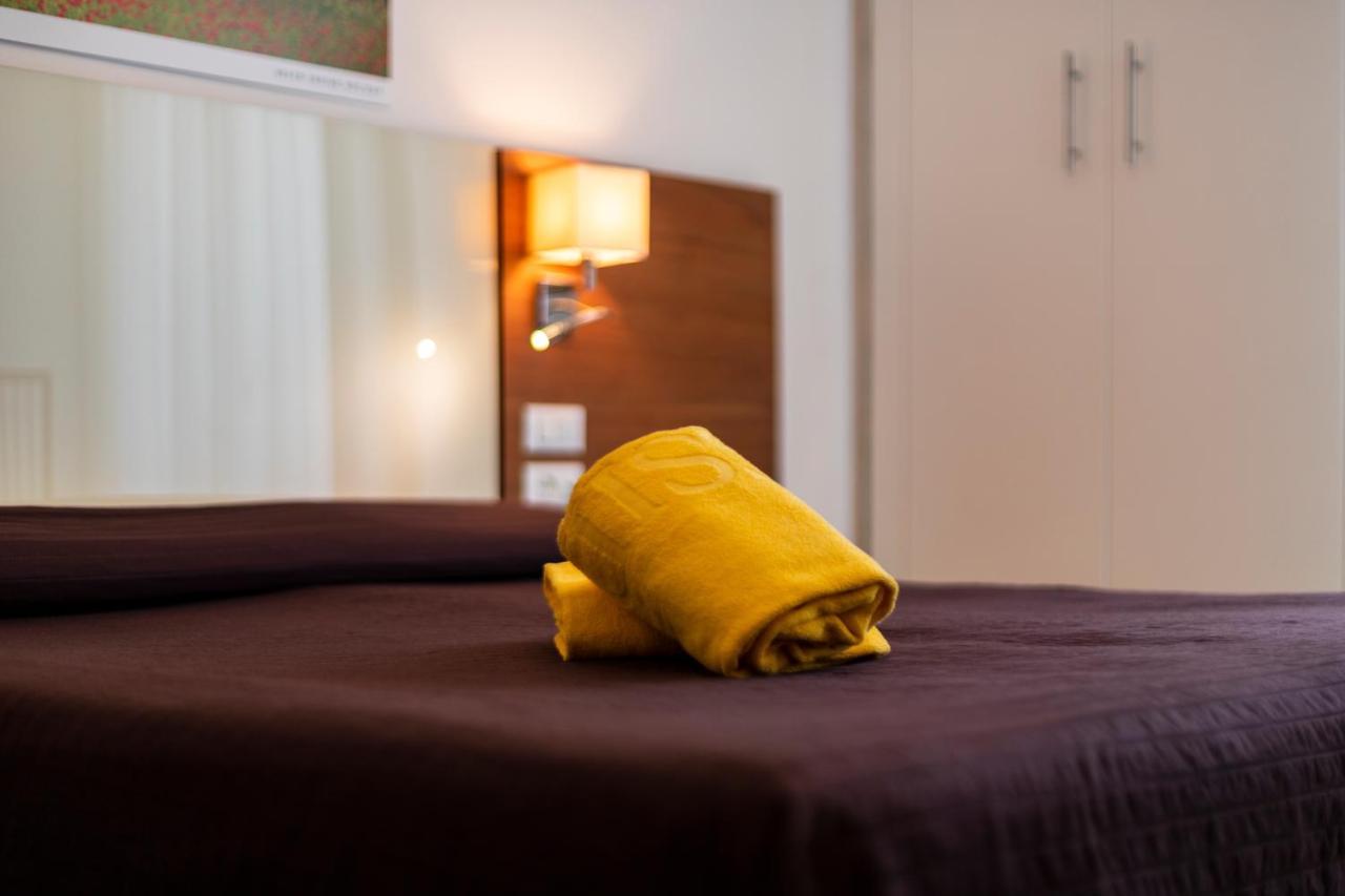 Hotel President Bibione Buitenkant foto