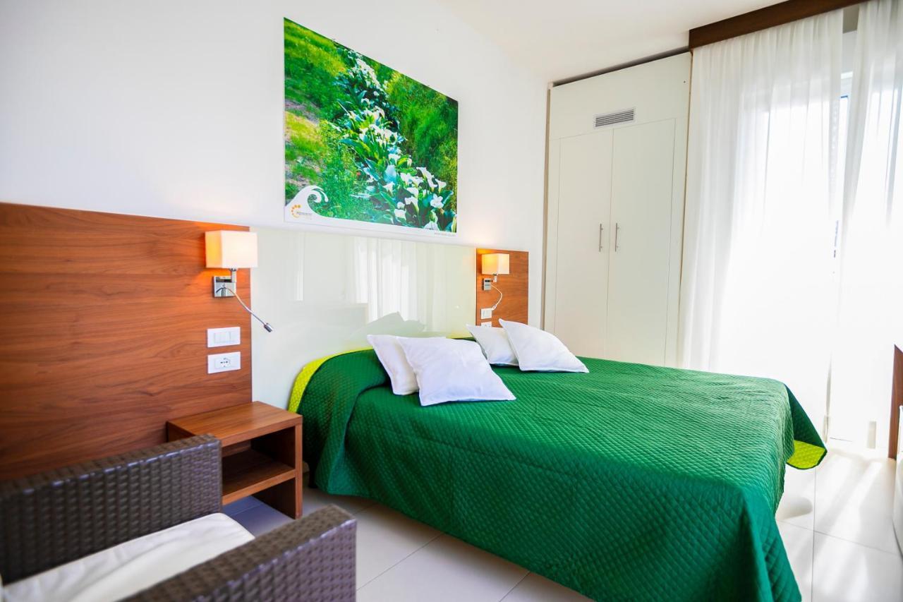 Hotel President Bibione Buitenkant foto
