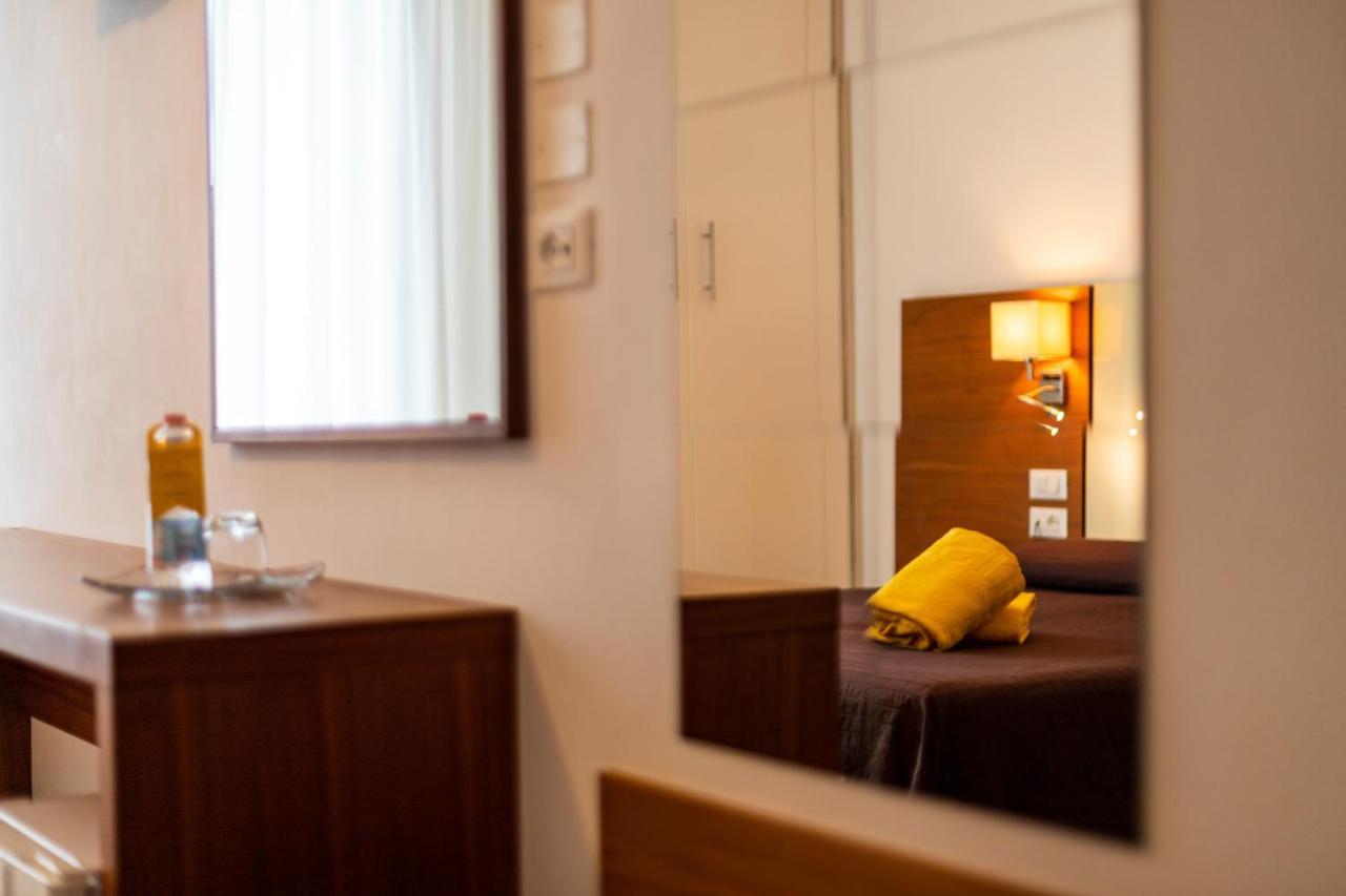 Hotel President Bibione Buitenkant foto