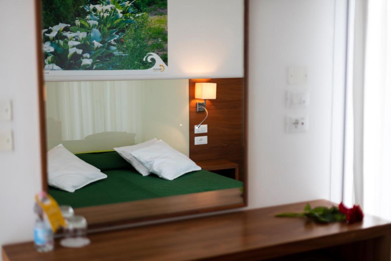 Hotel President Bibione Buitenkant foto