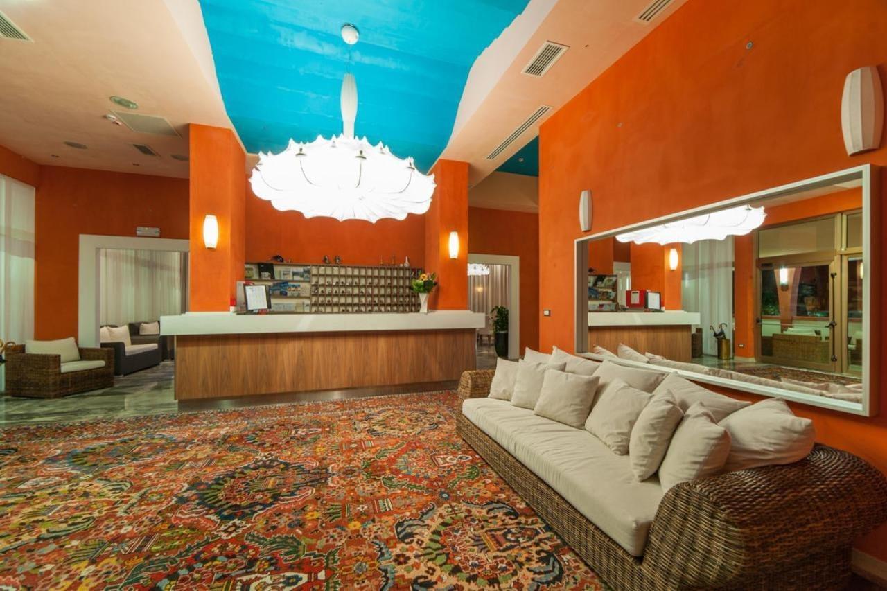 Hotel President Bibione Buitenkant foto