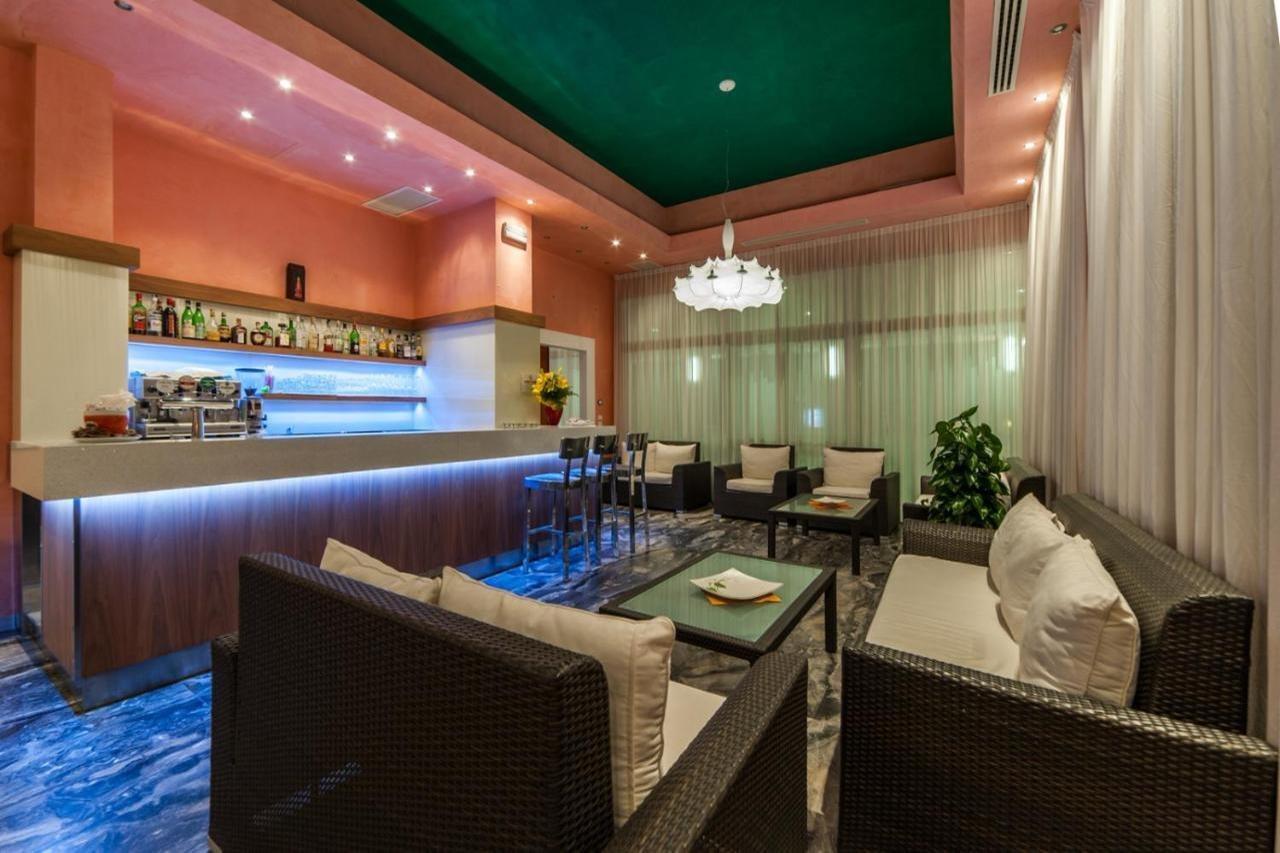 Hotel President Bibione Buitenkant foto